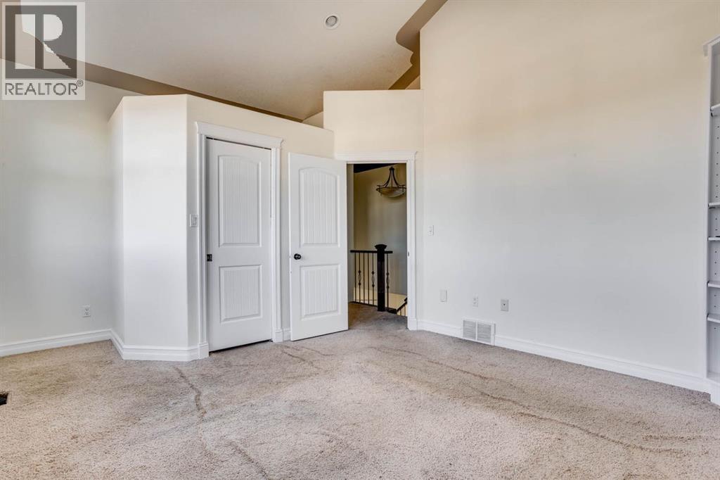 165 Lynx Crescent