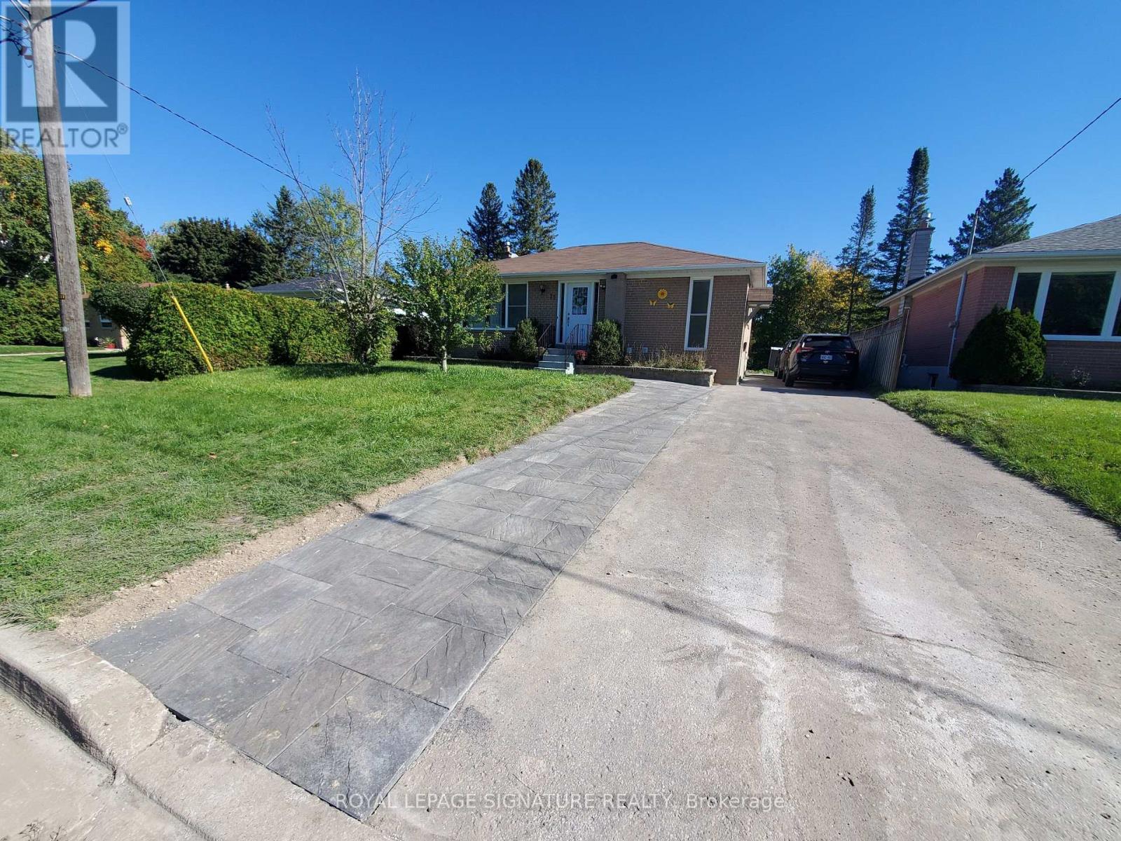 11 Patrick Drive, Aurora, Ontario  L4G 2A6 - Photo 12 - N13826604
