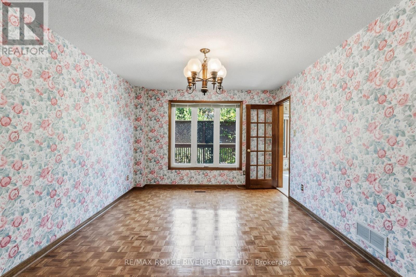 35 Kingswood Drive, Clarington, Ontario  L1E 1G4 - Photo 8 - E13826722