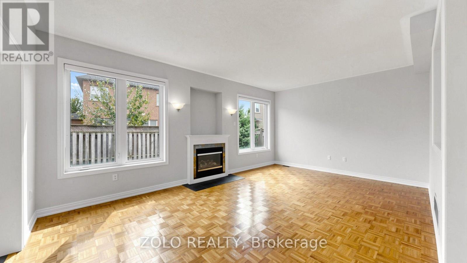 19 Waldron Crescent, Richmond Hill, Ontario  L4E 4A3 - Photo 14 - N13833360