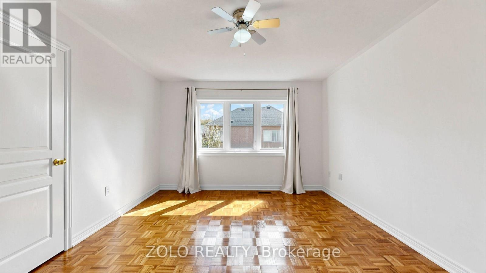 19 Waldron Crescent, Richmond Hill, Ontario  L4E 4A3 - Photo 22 - N13833360
