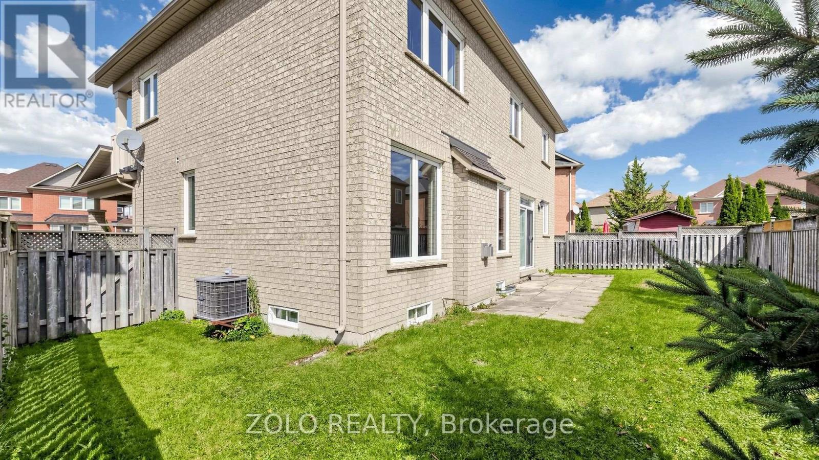 19 Waldron Crescent, Richmond Hill, Ontario  L4E 4A3 - Photo 41 - N13833360