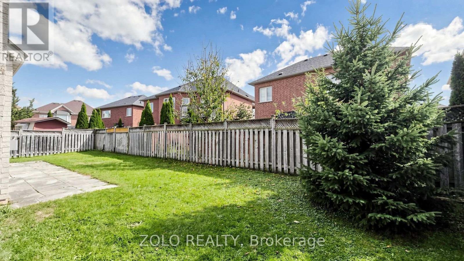 19 Waldron Crescent, Richmond Hill, Ontario  L4E 4A3 - Photo 45 - N13833360