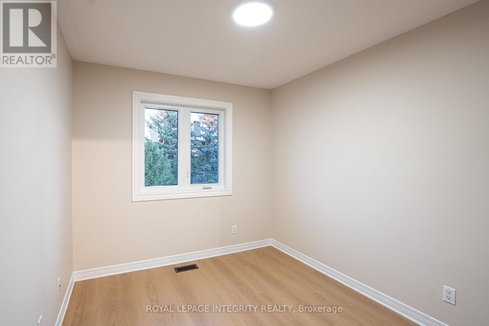 79 Forestglade Crescent, Ottawa, Ontario  K1G 5X4 - Photo 12 - X13833352