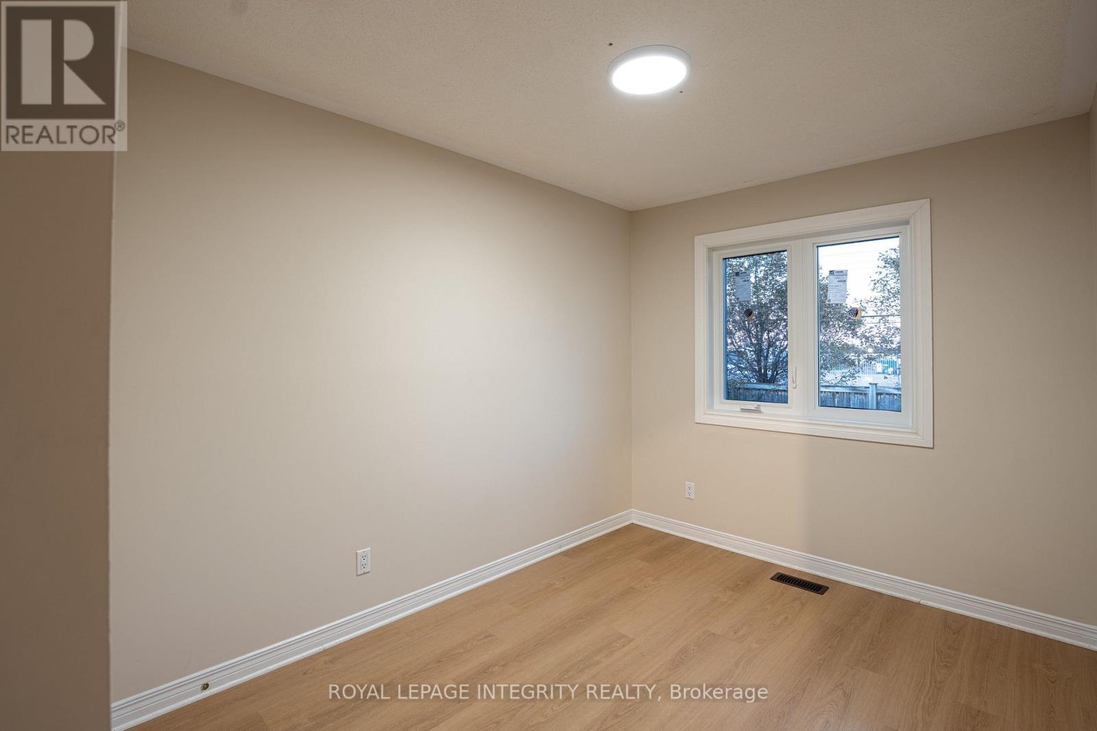 79 Forestglade Crescent, Ottawa, Ontario  K1G 5X4 - Photo 13 - X13833352