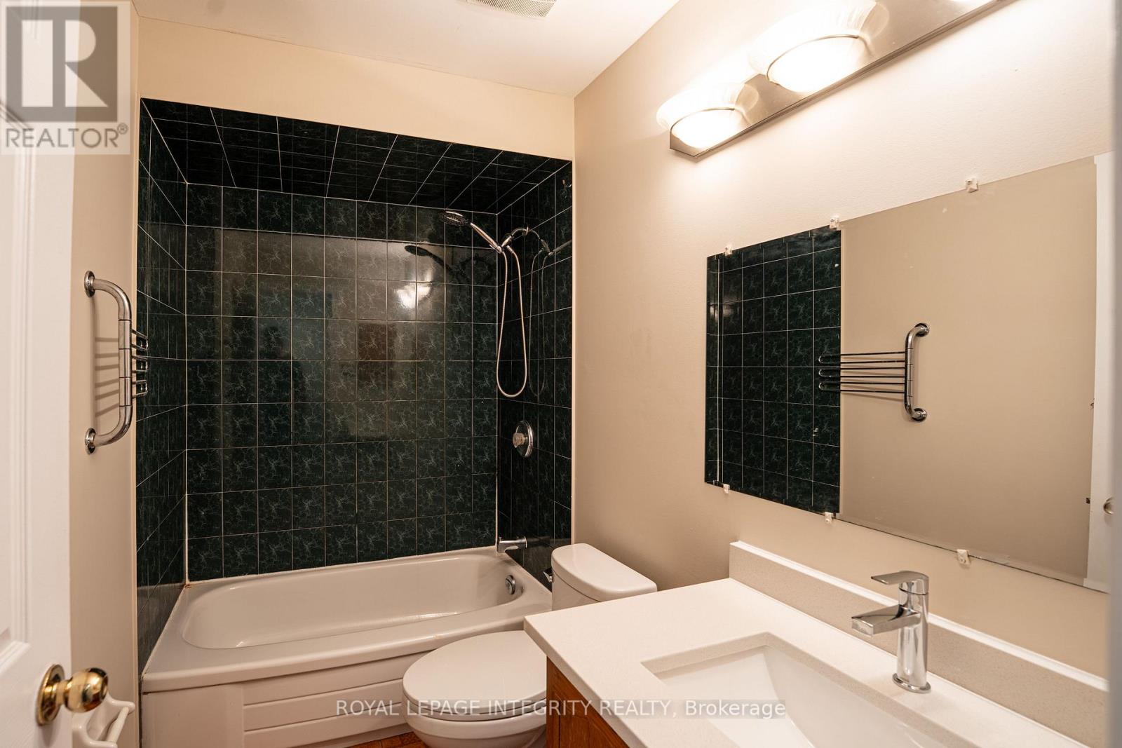 79 Forestglade Crescent, Ottawa, Ontario  K1G 5X4 - Photo 14 - X13833352