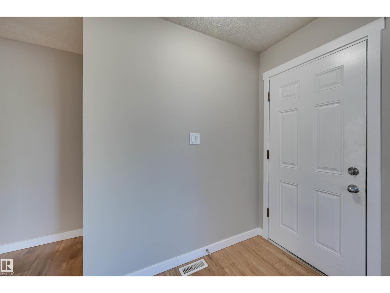 13815 88 St Nw, Edmonton, Alberta  T5E 3J1 - Photo 3 - E4510651