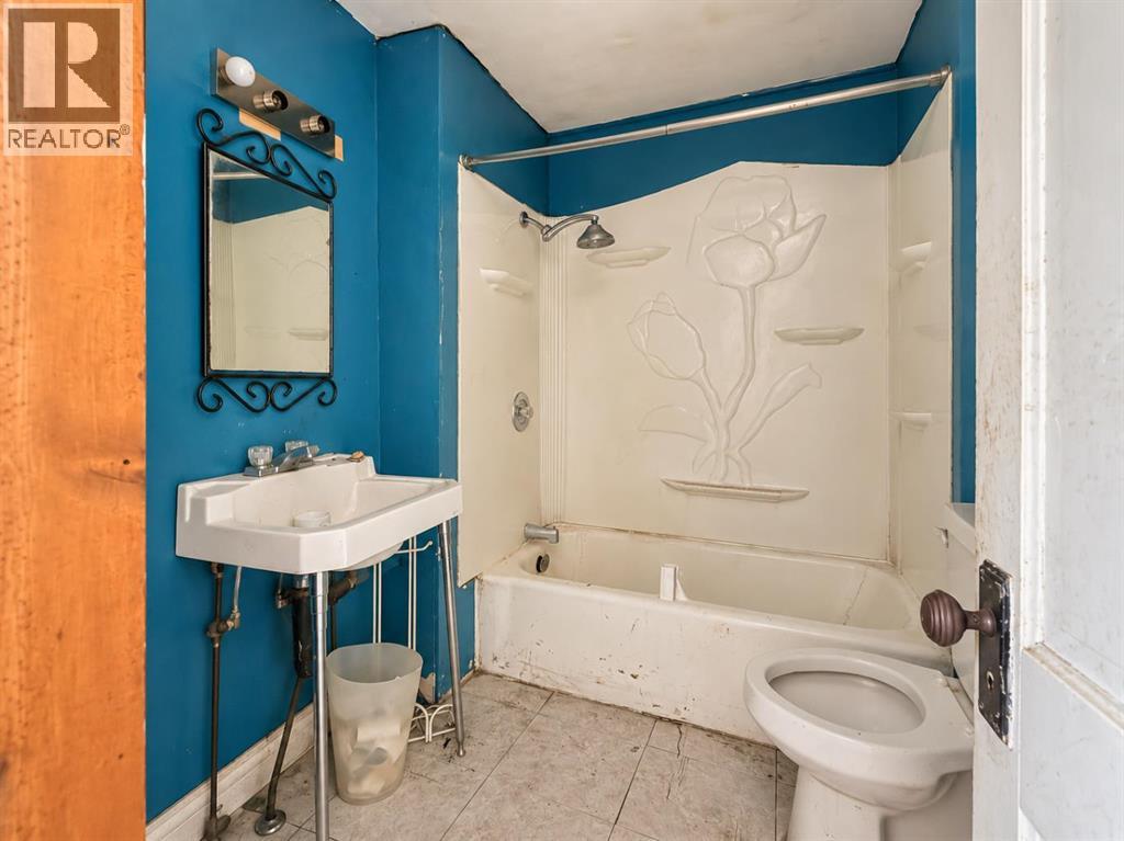 204 Christian Avenue W, Standard, Alberta  T0J 0M0 - Photo 5 - A2345754