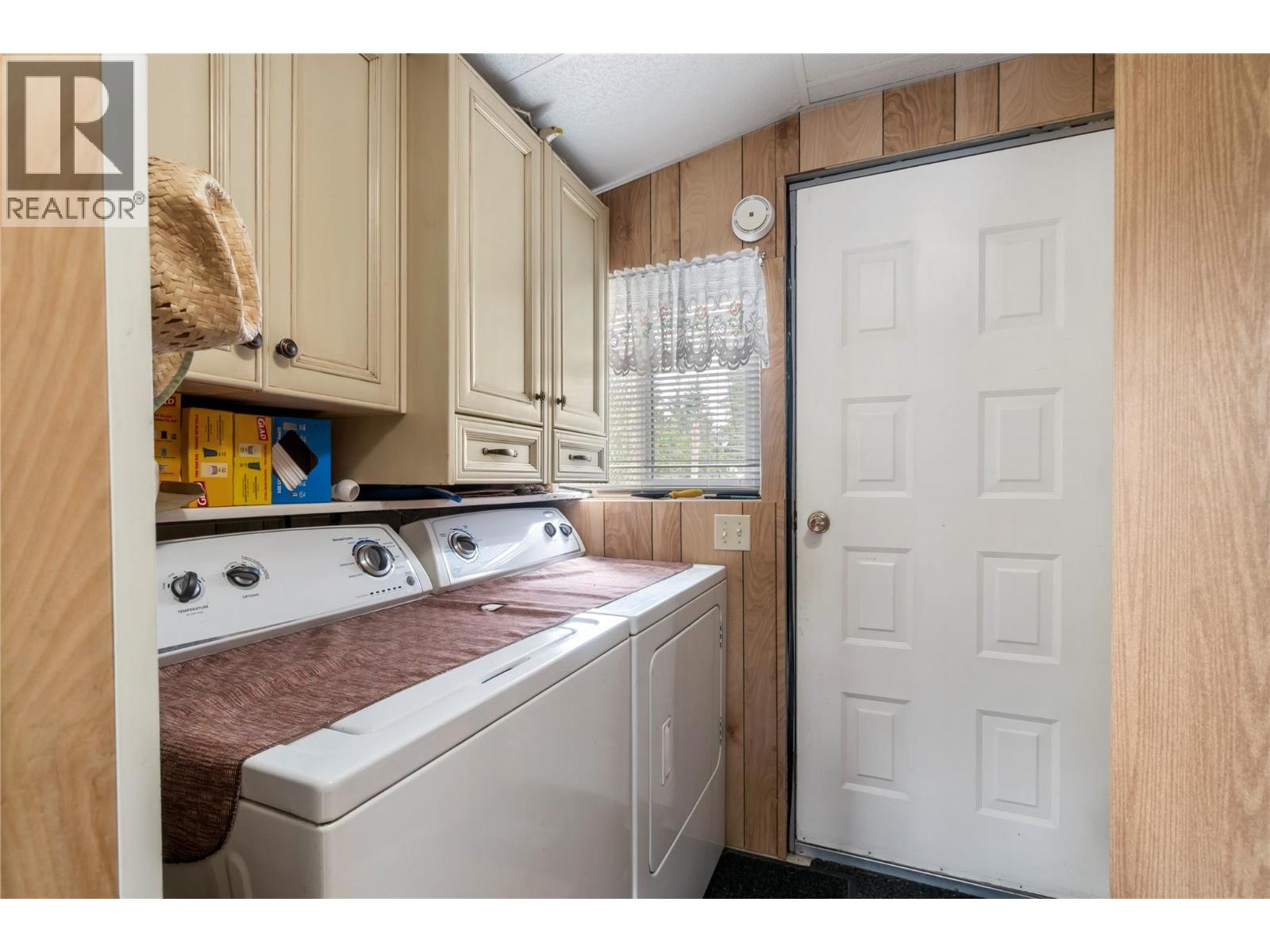 2391 20 Avenue SE, Salmon Arm, British Columbia  V1E 1L4 - Photo 26 - 10393480