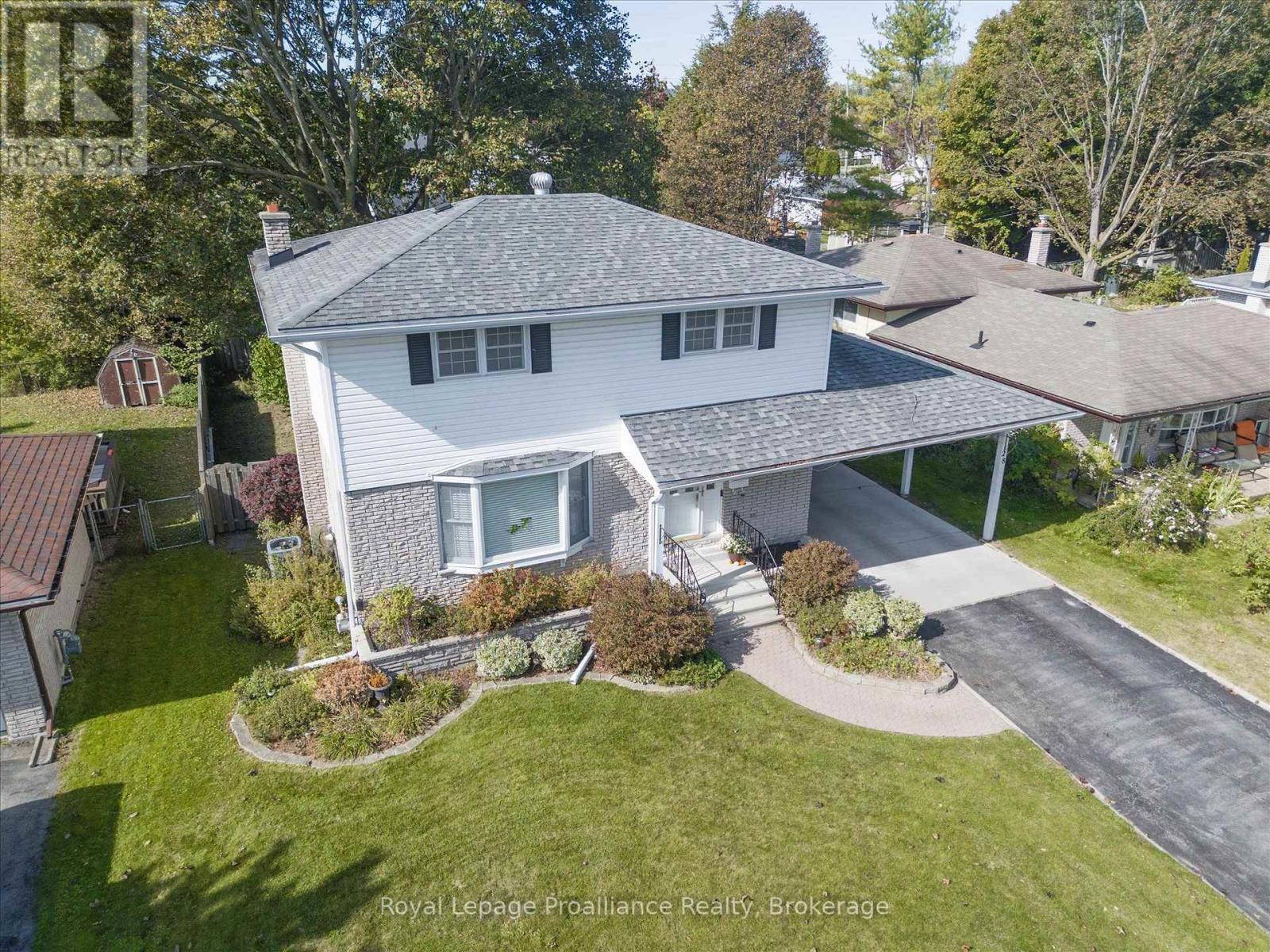 28 SHONIKER AVENUE, Quinte West, Ontario