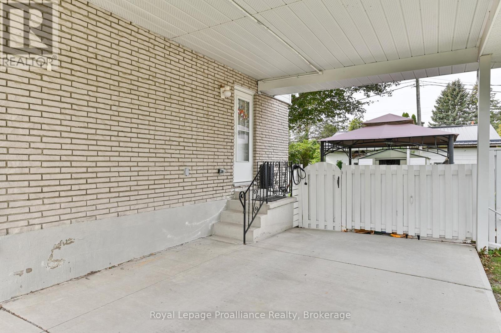 28 Shoniker Avenue, Quinte West, Ontario  K8V 2B5 - Photo 34 - X13809868