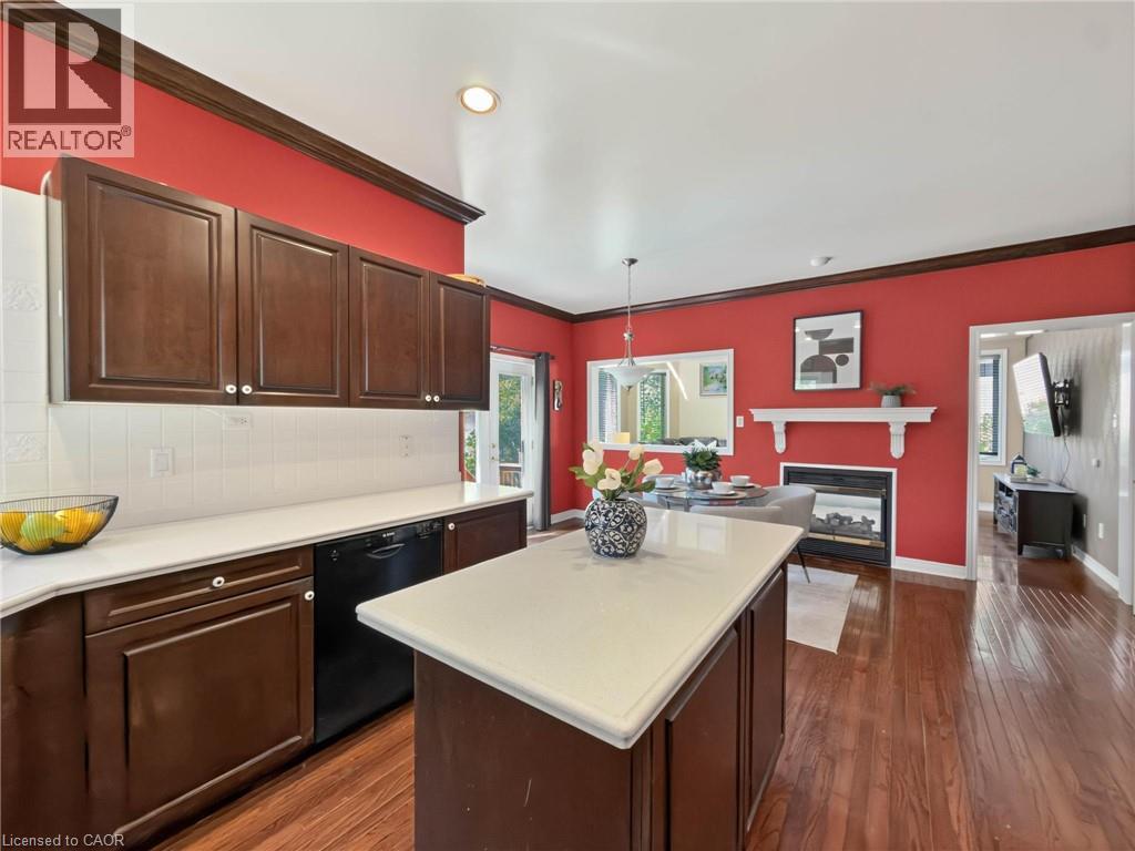 74 Davidson Boulevard, Dundas, Ontario  L9H 6Y1 - Photo 15 - 40865940
