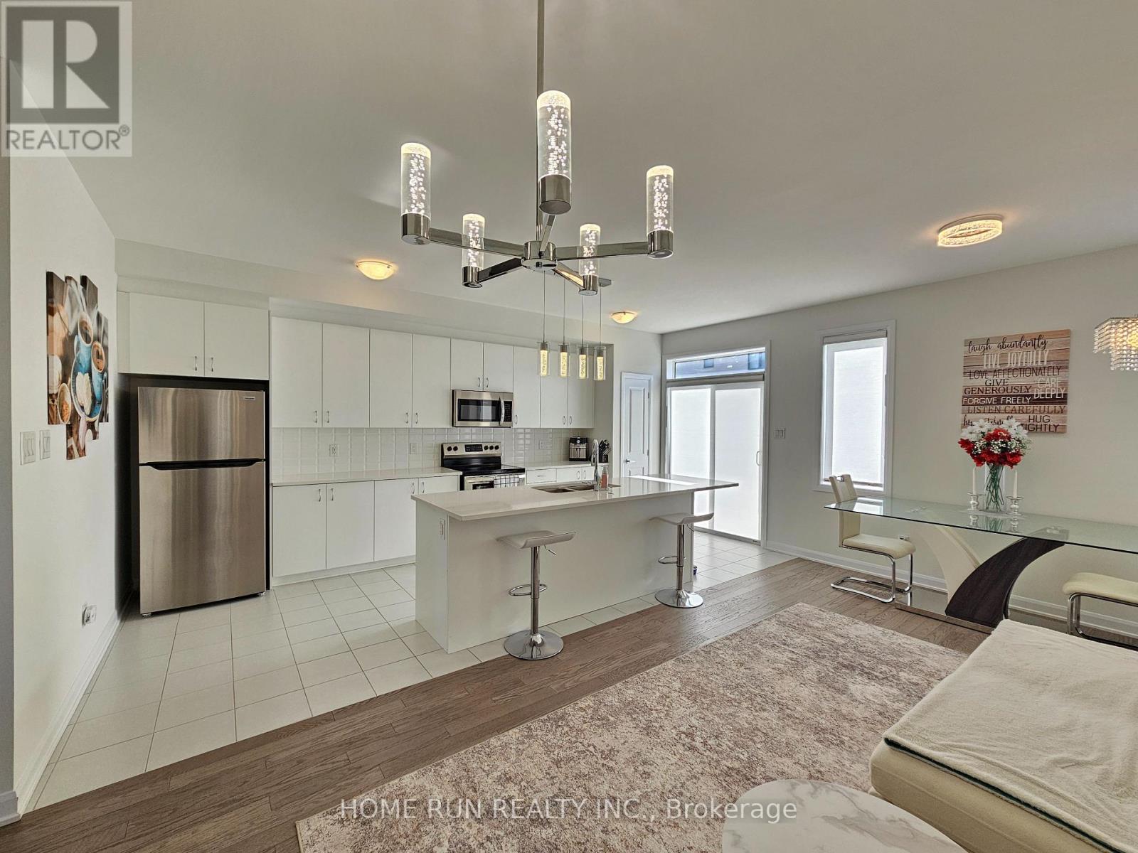 231 Tullaghan Heights, Ottawa, Ontario  K2J 7B9 - Photo 4 - X13833378