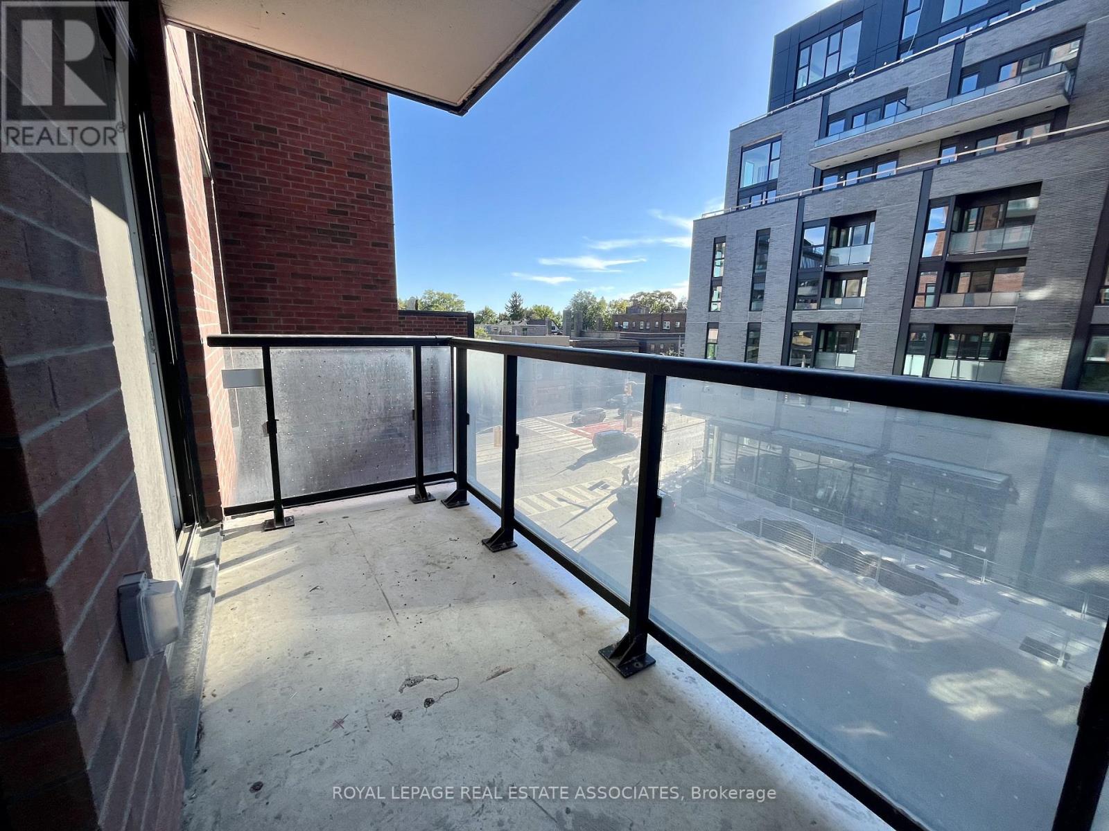 409 - 185 Alberta Avenue, Toronto (Oakwood Village), Ontario  M6C 1C5 - Photo 3 - C13833390