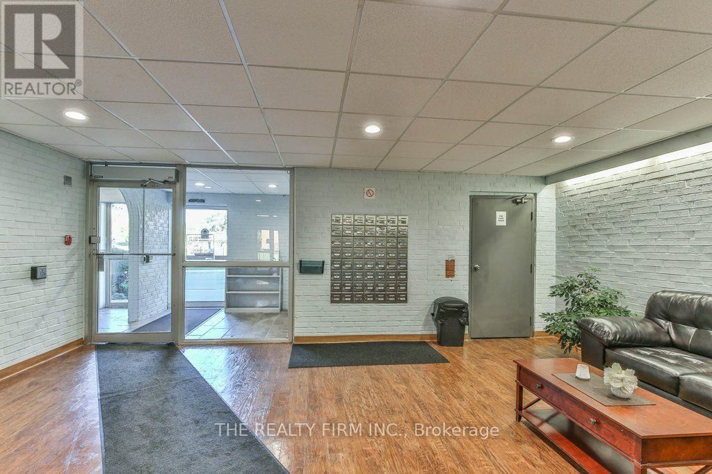 102 - 1106 Jalna Boulevard, London South, Ontario  N6E 2R9 - Photo 5 - X13833410