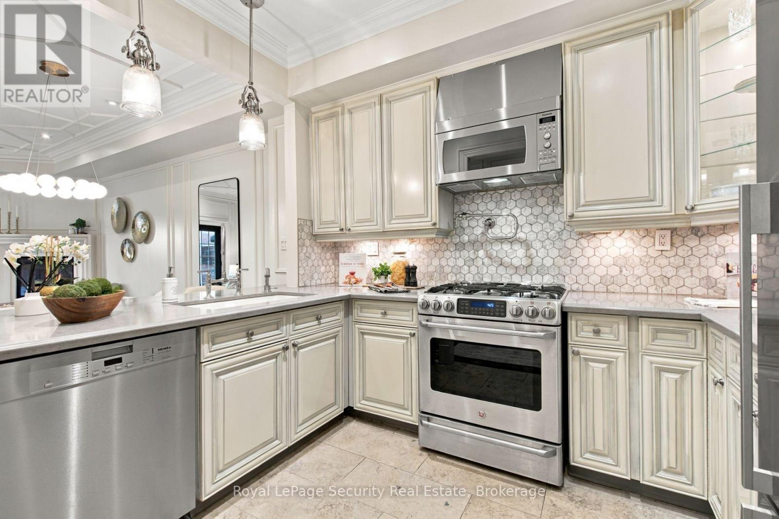 16 - 645 Davenport Road, Toronto, Ontario  M5R 1L3 - Photo 19 - C13833404