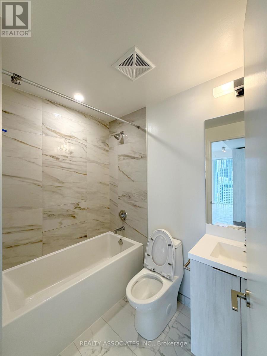 2708 - 400 King Street W, Toronto, Ontario  M5V 0X8 - Photo 9 - C13833418