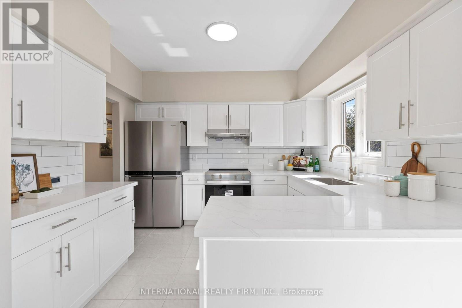 95 Gillingham Avenue, Markham, Ontario  L3S 3R6 - Photo 11 - N13833400