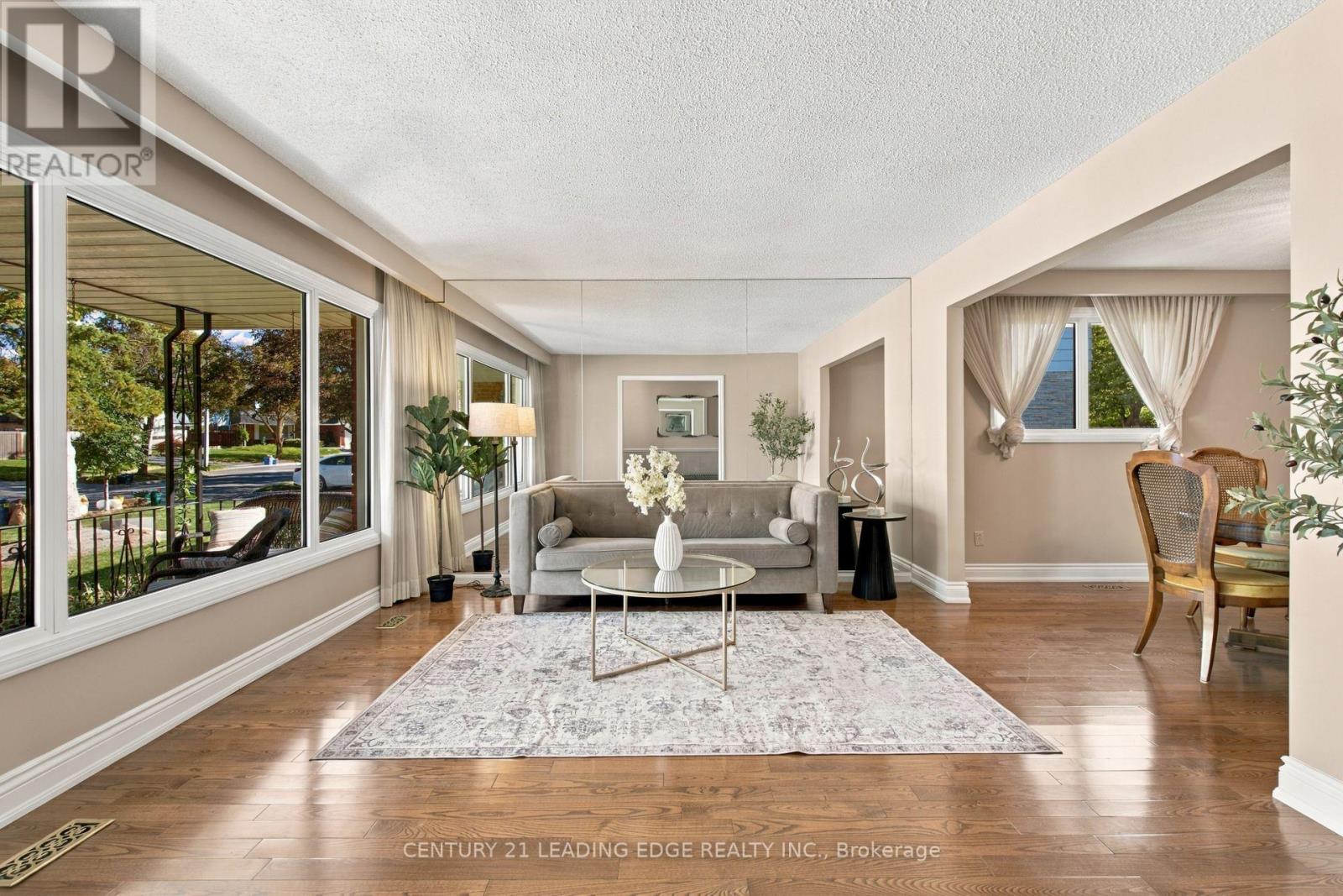 90 Pringle Avenue, Markham, Ontario  L3P 3L3 - Photo 8 - N13833406