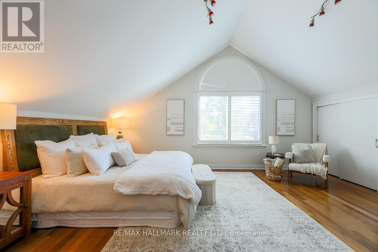 620 Indian Road, Toronto, Ontario  M6P 2C6 - Photo 14 - W13833416