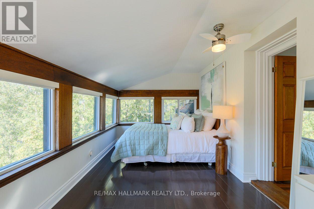 620 Indian Road, Toronto, Ontario  M6P 2C6 - Photo 17 - W13833416