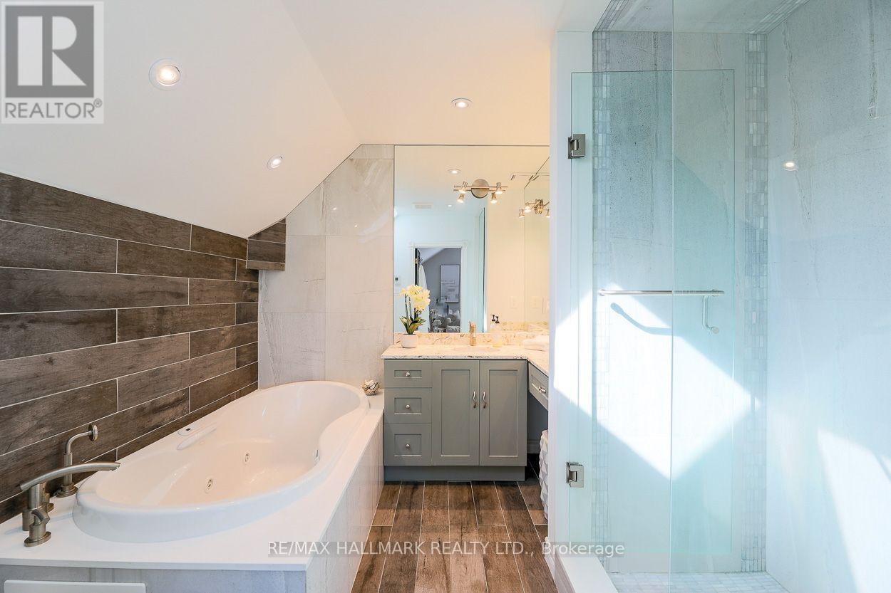 620 Indian Road, Toronto, Ontario  M6P 2C6 - Photo 21 - W13833416