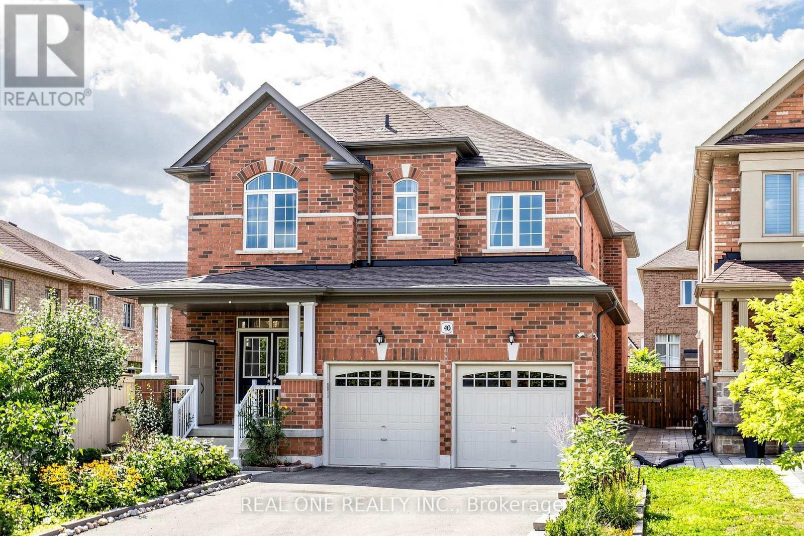 48 LANARK STREET, Bradford West Gwillimbury, Ontario