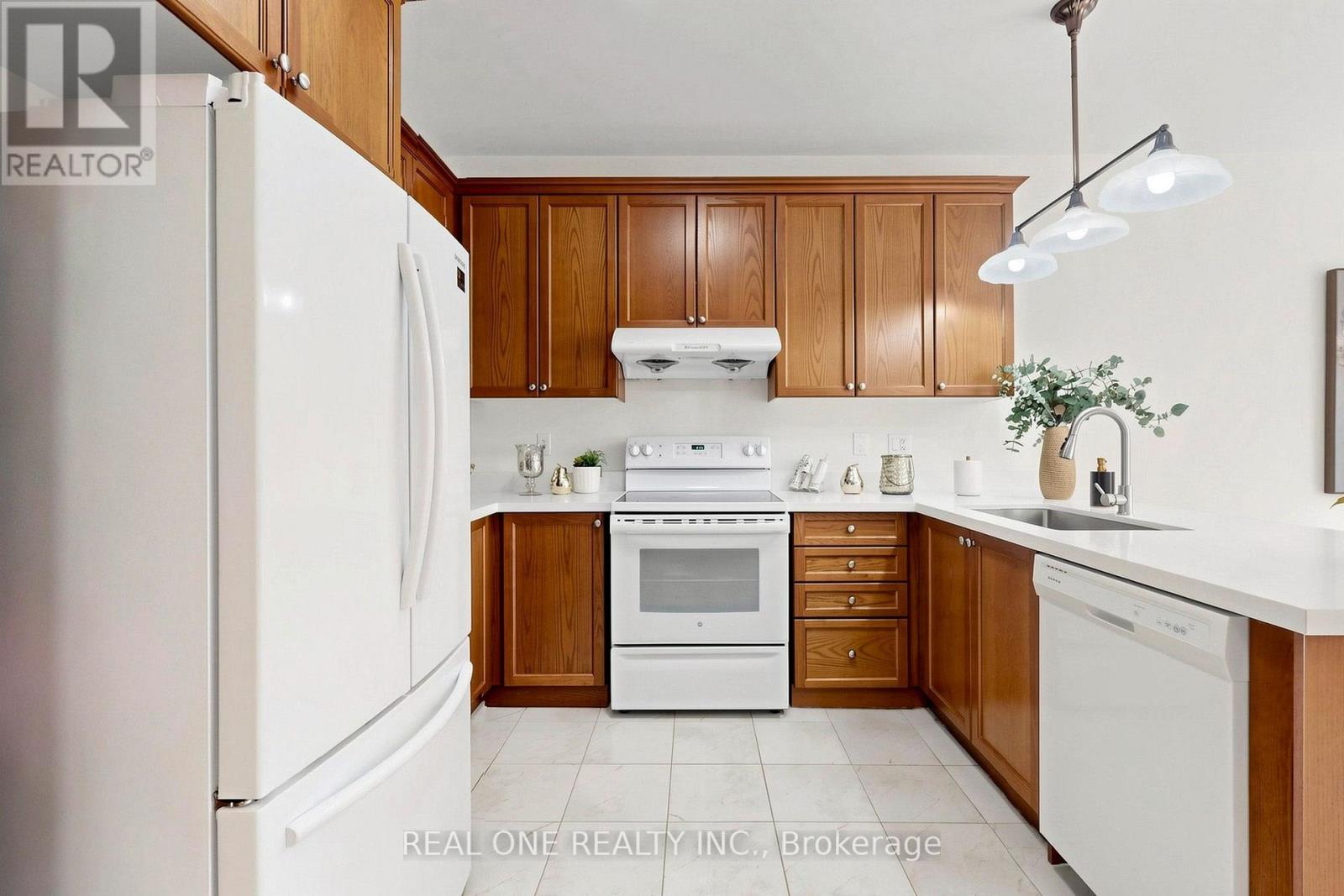 48 Lanark Street, Bradford West Gwillimbury, Ontario  L3Z 0W7 - Photo 15 - N13747862