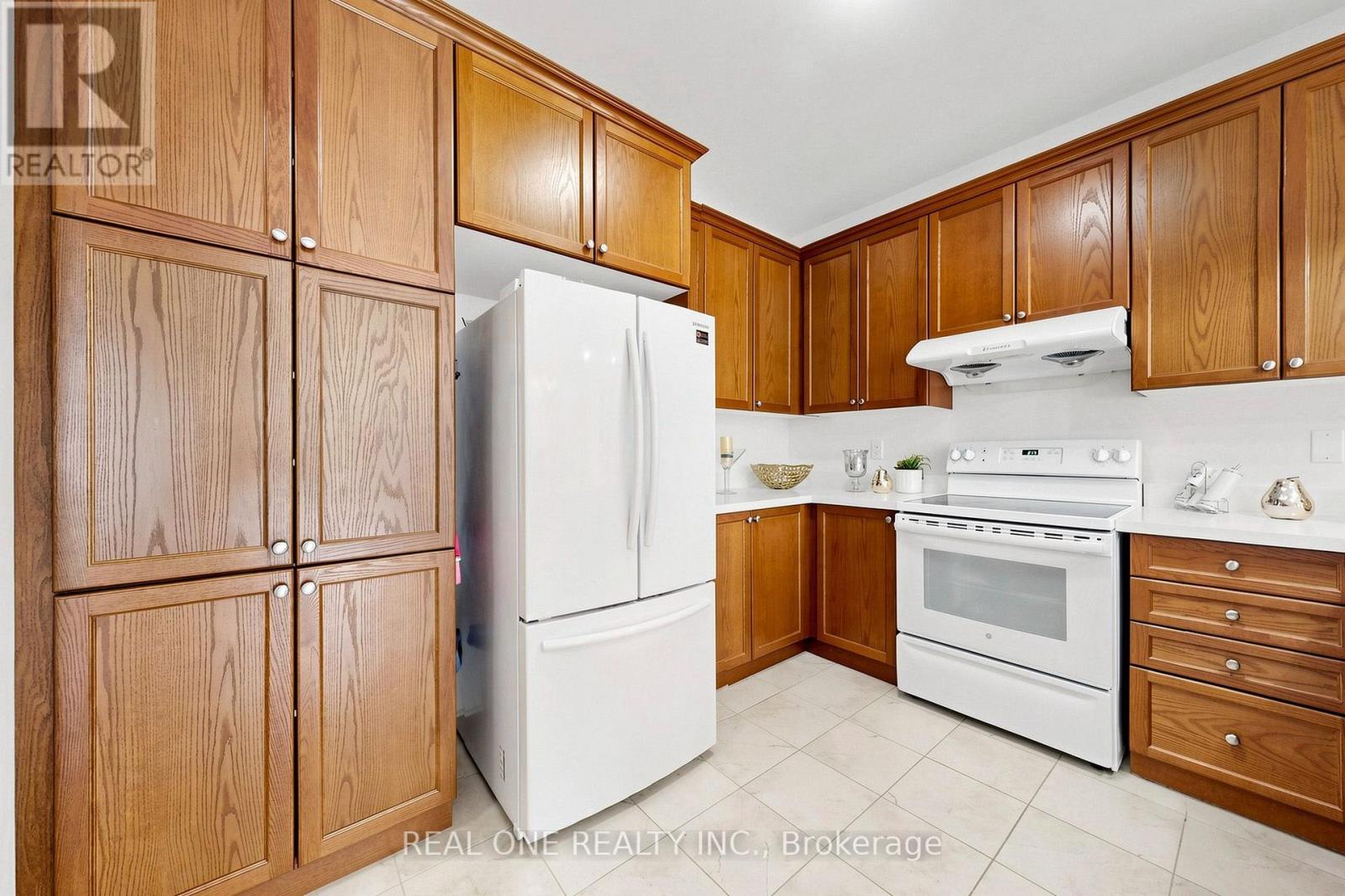 48 Lanark Street, Bradford West Gwillimbury, Ontario  L3Z 0W7 - Photo 17 - N13747862