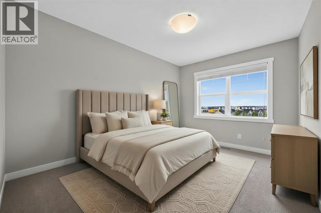 905 Evanston Manor NW