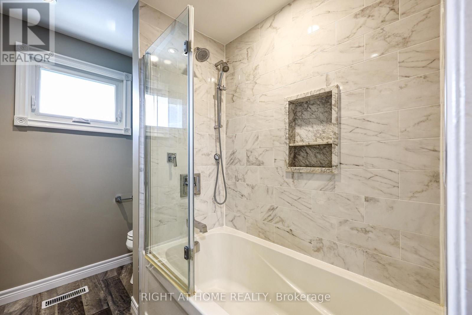 65 Anstead Crescent, Ajax, Ontario  L1S 3X4 - Photo 23 - E13833444