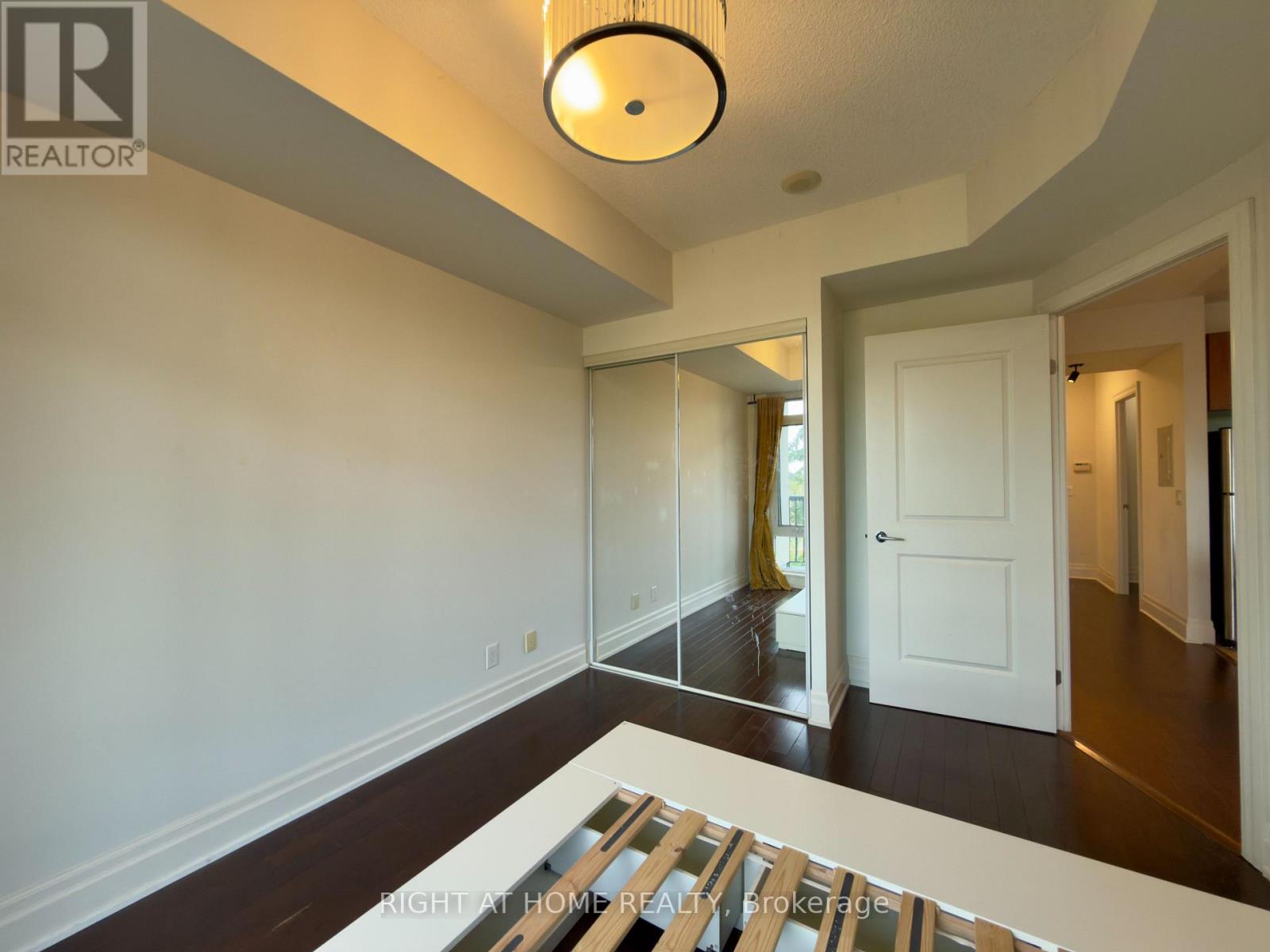 310 - 131 Upper Duke Crescent, Markham, Ontario  L6G 0C9 - Photo 5 - N13833432