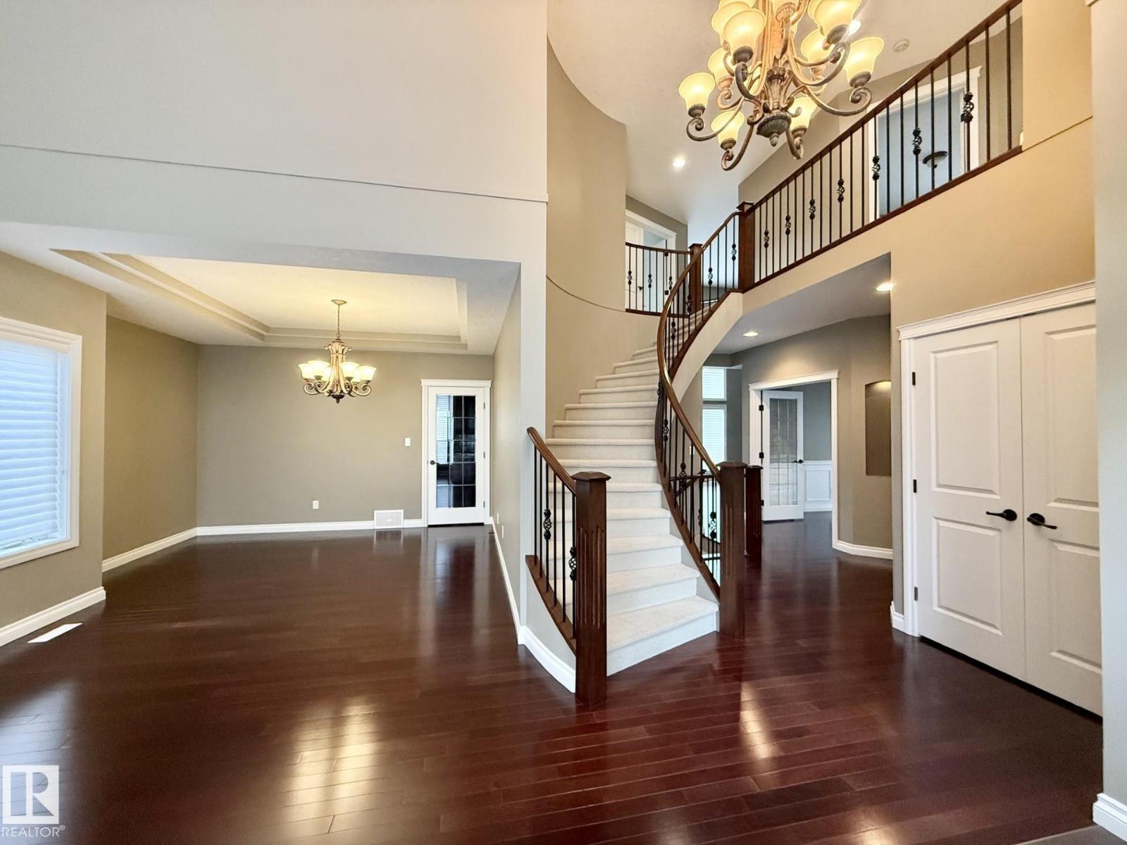 1240 Tredger Co NW, Edmonton, Alberta  T6R 0B1 - Photo 2 - E4510550