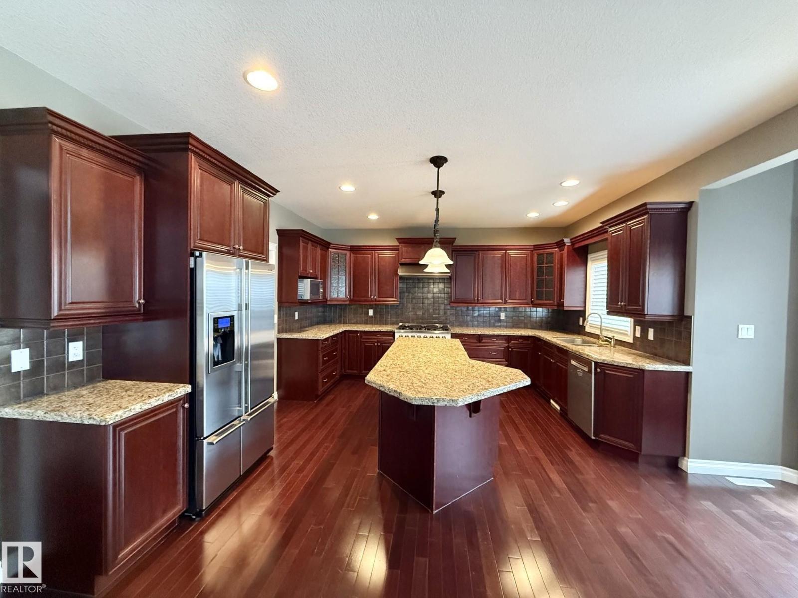 1240 Tredger Co NW, Edmonton, Alberta  T6R 0B1 - Photo 10 - E4510550