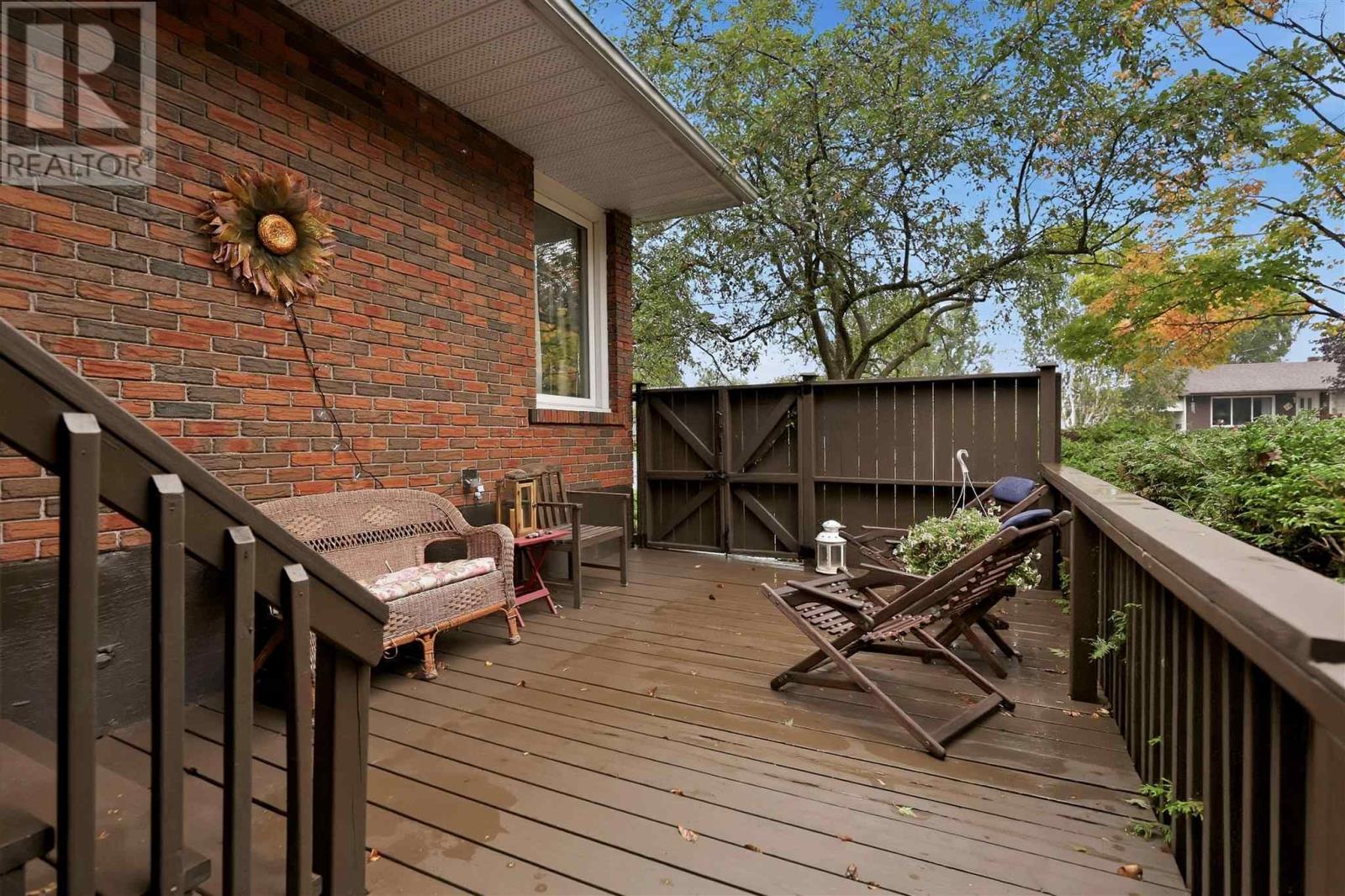 19 Illinois Ave, Sault Ste. Marie, Ontario  P6A 4M2 - Photo 28 - SM262635