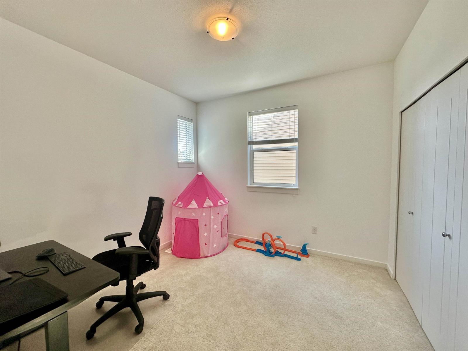 8455 207 Street, Langley, British Columbia  V1M 3X4 - Photo 17 - R3169966