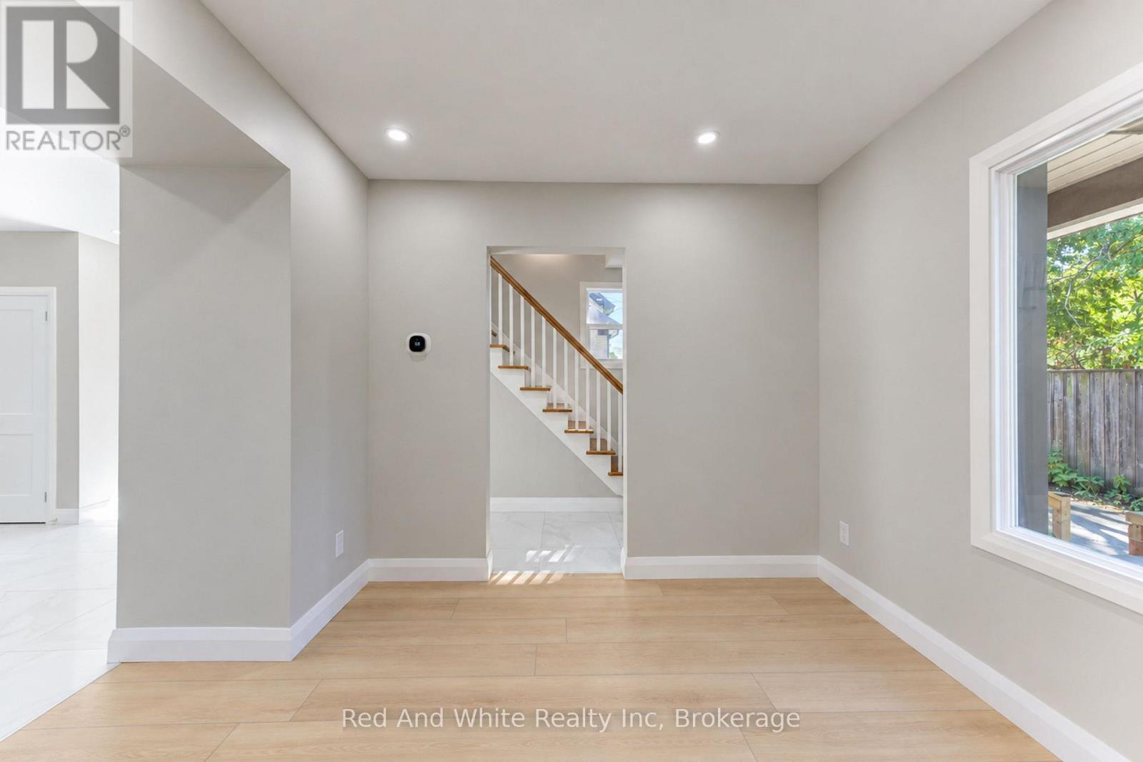 18 Miehm Place, Kitchener, Ontario N2H 2K9 - Photo 19 - X13833506