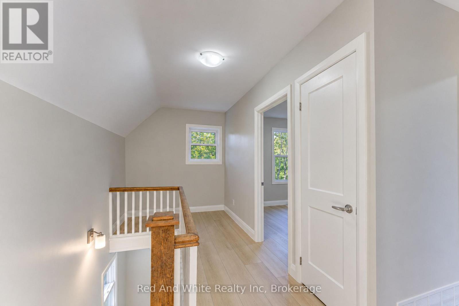 18 Miehm Place, Kitchener, Ontario N2H 2K9 - Photo 24 - X13833506