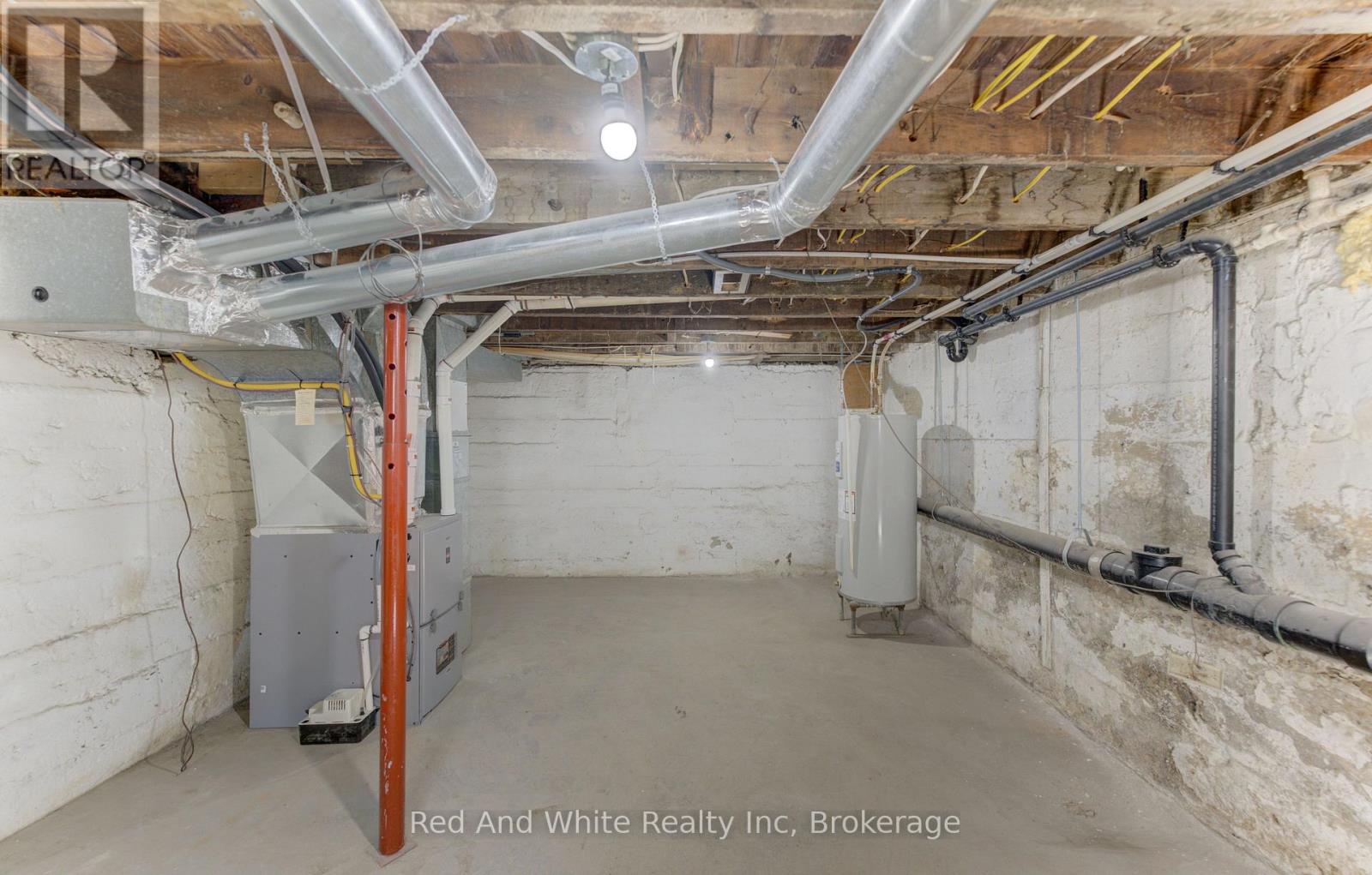 18 Miehm Place, Kitchener, Ontario N2H 2K9 - Photo 36 - X13833506
