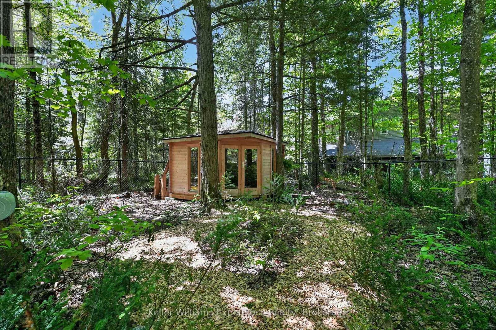 1077 Holiday Park Drive, Bracebridge, Ontario  P1L 1W9 - Photo 31 - X13833516