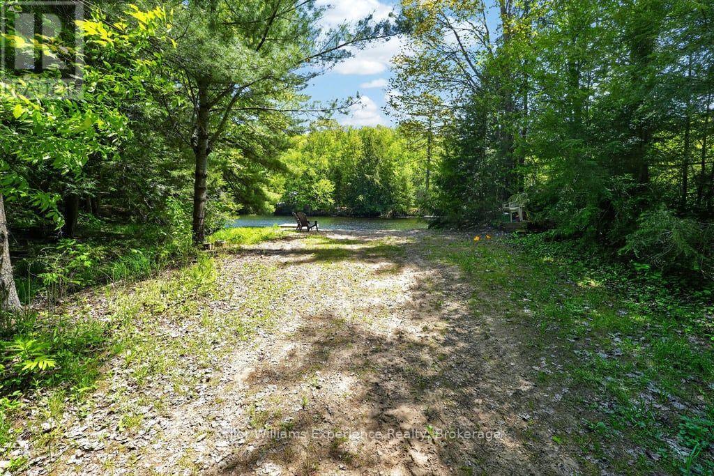 1077 Holiday Park Drive, Bracebridge, Ontario  P1L 1W9 - Photo 6 - X13833516
