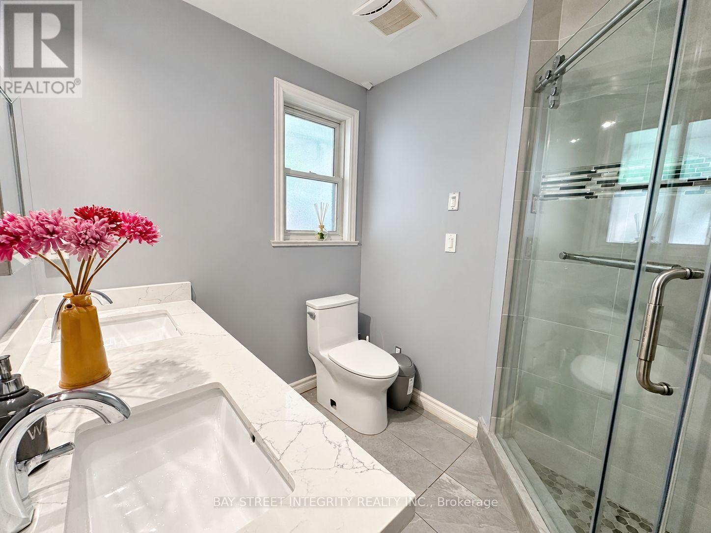 104 Shelborne Avenue, Toronto, Ontario  M5N 1Z3 - Photo 25 - C13831456