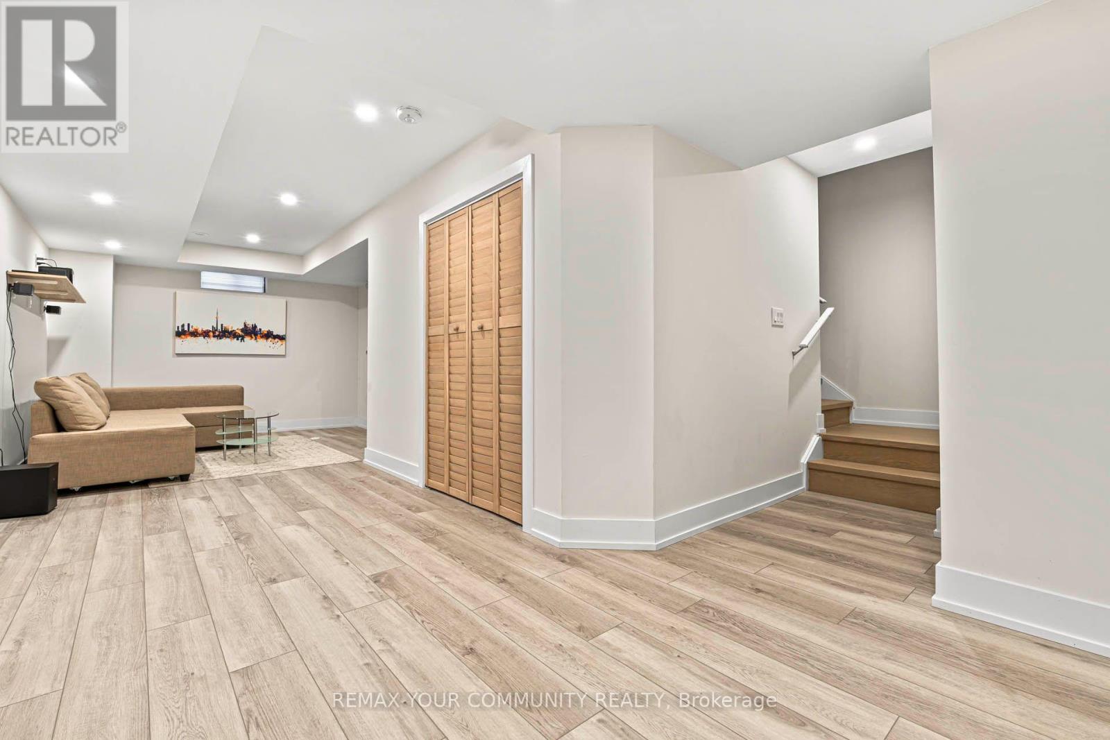 3062 Harasym Trail, Oakville, Ontario  L6M 5R2 - Photo 21 - W13833176