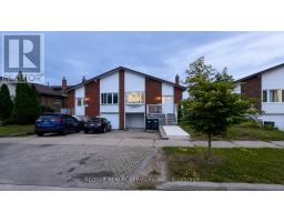 71 NEWLYN CRESCENT, Brampton, Ontario
