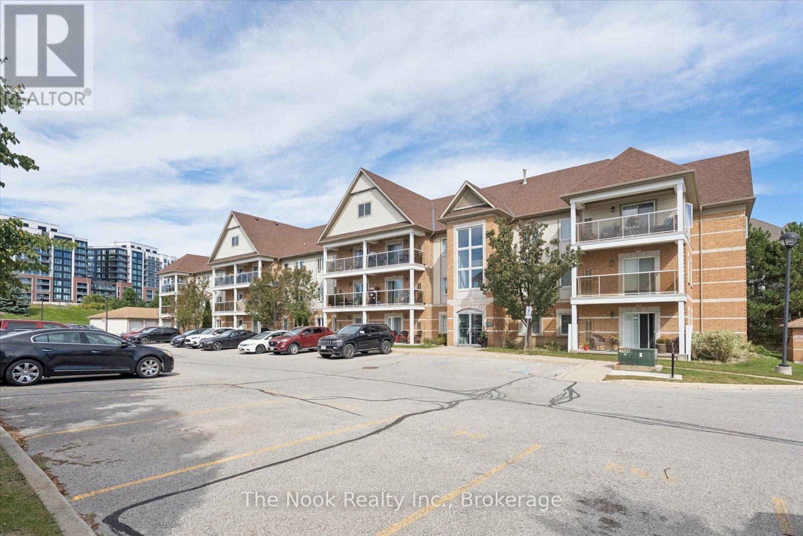 306 - 124 Aspen Springs Drive, Clarington, Ontario  L1C 0G8 - Photo 3 - E13833550