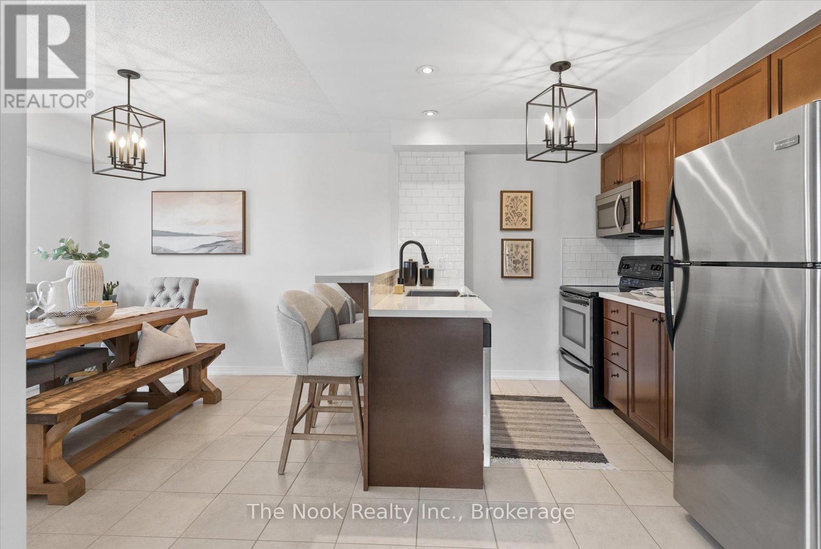 306 - 124 Aspen Springs Drive, Clarington, Ontario  L1C 0G8 - Photo 4 - E13833550