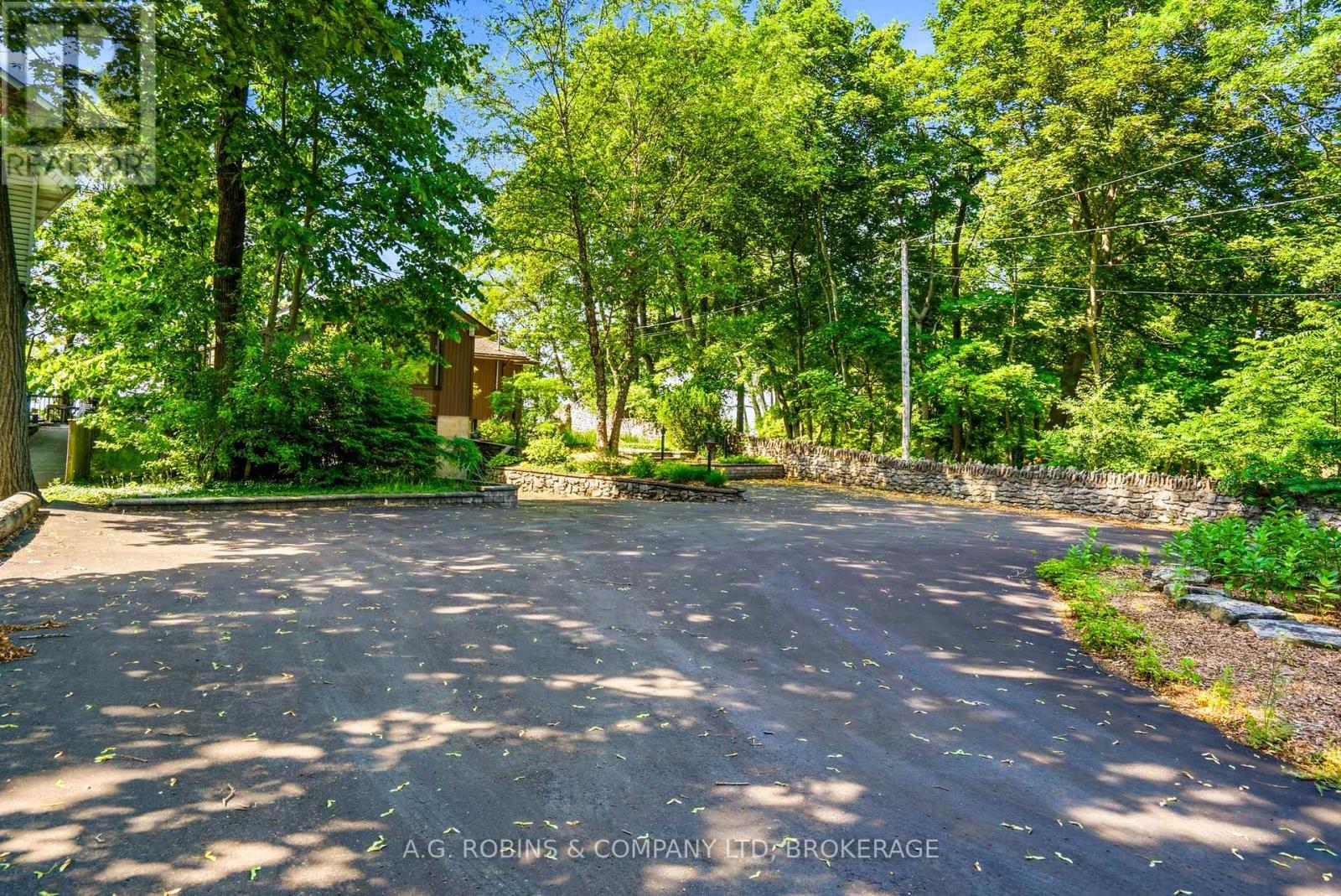 10599 Lakeshore Road, Wainfleet, Ontario  L3K 5V4 - Photo 5 - X13833512