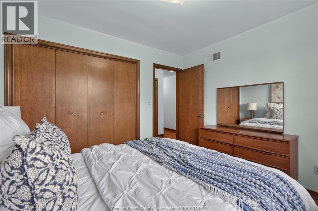 1565 Roxborough, Windsor, Ontario  N9B 3H2 - Photo 22 - 26023698
