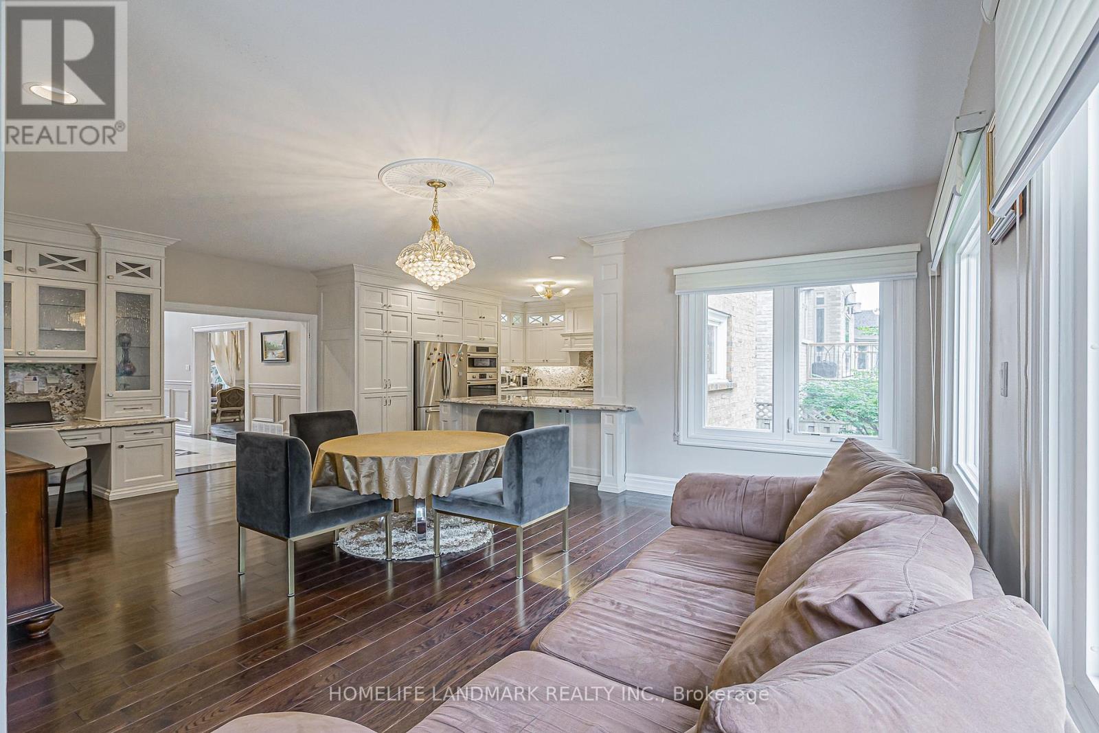 252 Dunview Avenue N, Toronto, Ontario  M2N 4J2 - Photo 14 - C13833468