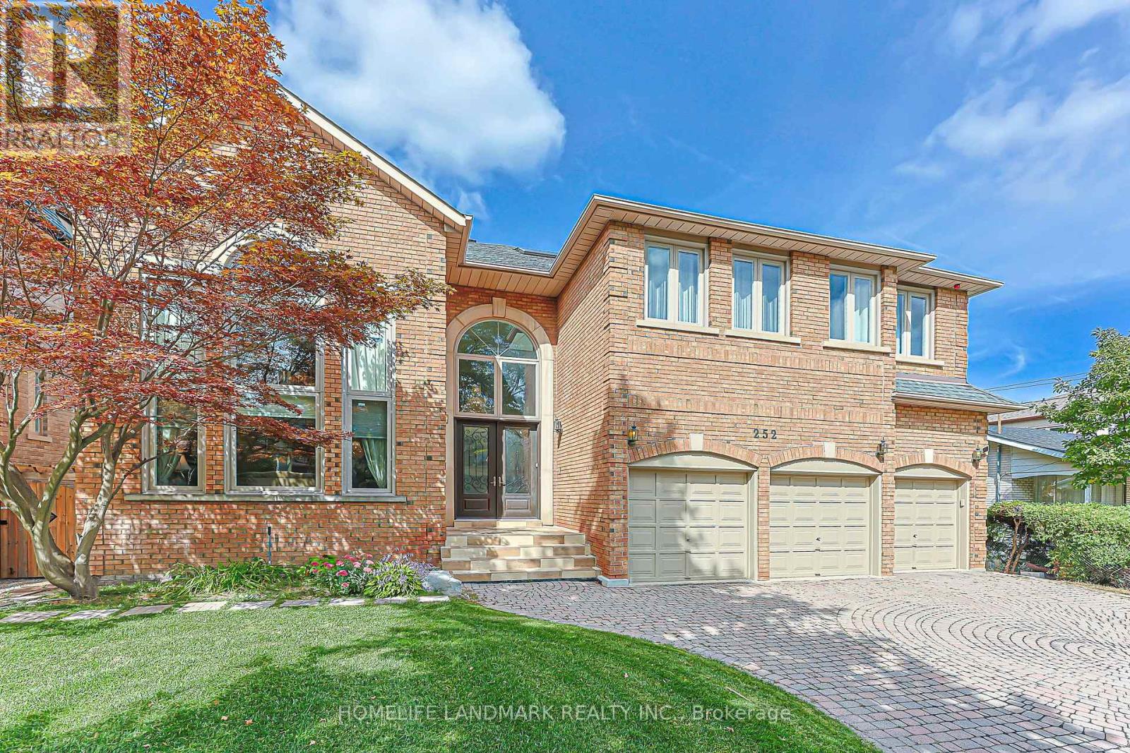 252 Dunview Avenue N, Toronto, Ontario  M2N 4J2 - Photo 2 - C13833468